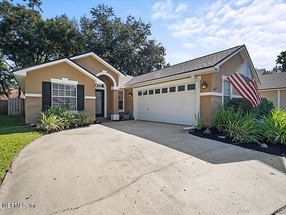 2nd image of 1041 BUTTERCUP Drive