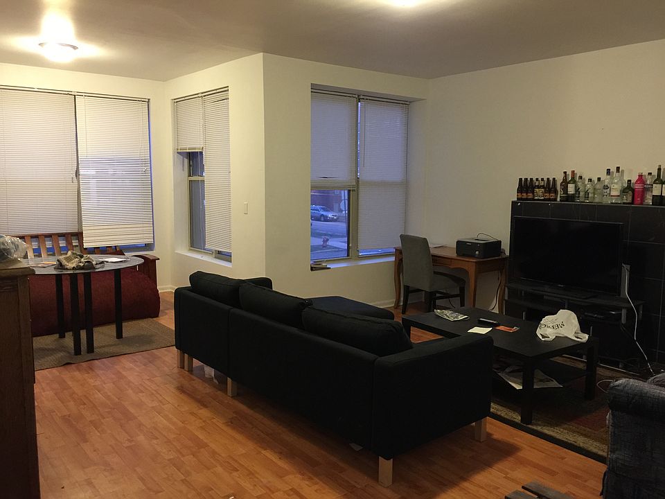 1st image of 5142 S Ingleside Ave Unit 1D