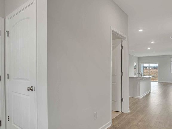 4th image of 6454 Japonica Ln