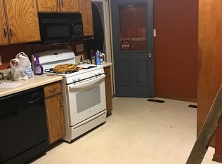 6511 W Quaker Rd, Disputanta, VA 23842