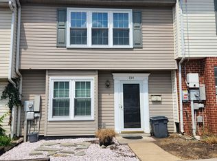 134 Georgetown Sq #1, Martinsburg, WV 25401