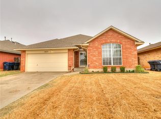 12273 SW 10th St, Yukon, OK 73099