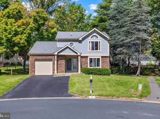 11 Doxdam Ct, Germantown, MD 20876
