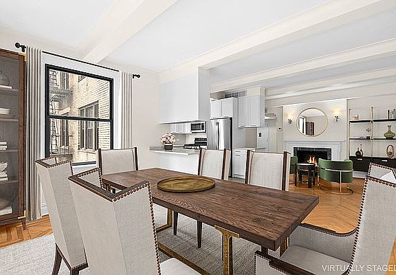 4th image of 210 E 68th St #11AB