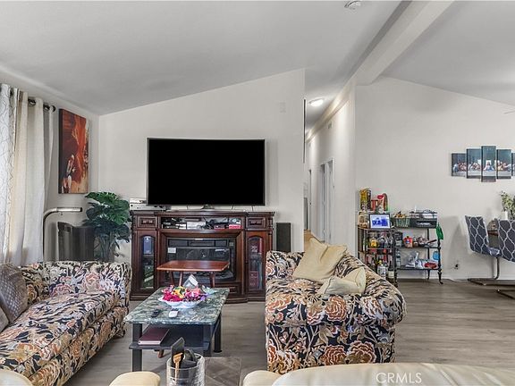 2nd image of 66097 2nd St