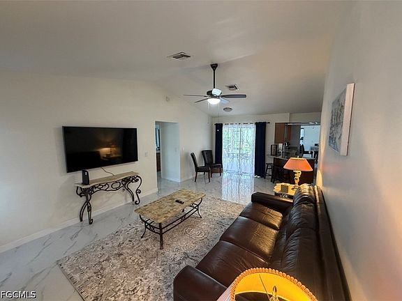 4th image of 4509 SW 1st Pl