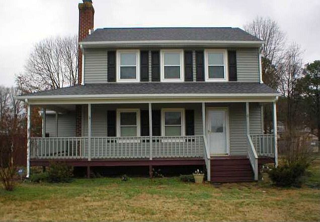 1st image of 4616 Woodstream Dr