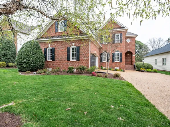 12024 Club Commons Dr, Glen Allen, VA 23059