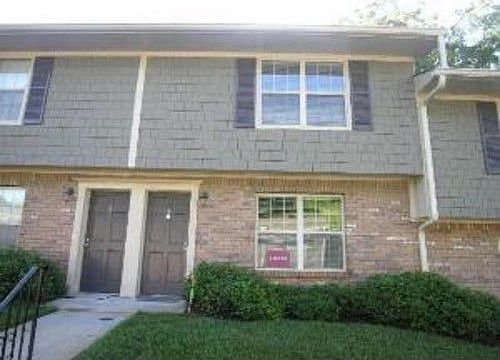 1st image of 6 Villa Ct SE