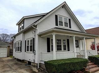 12 Lennon St, Providence, RI 02908