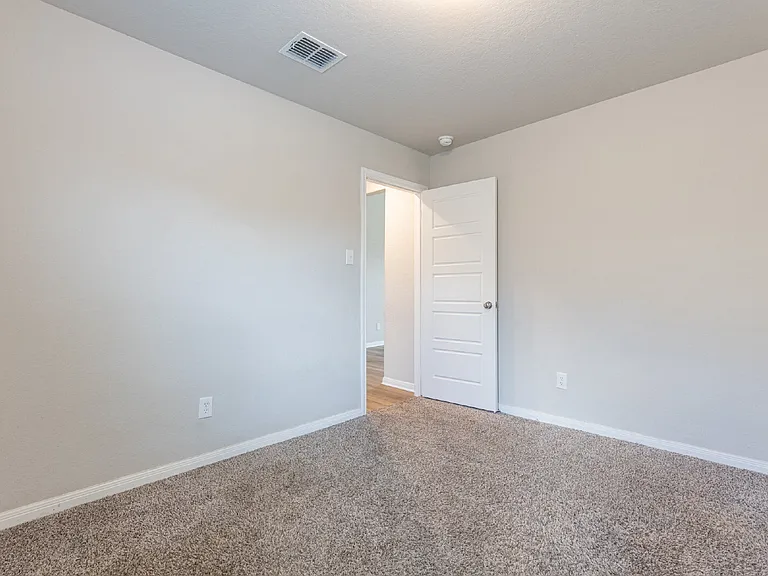 6418 Willow Point Blvd — Photo 16