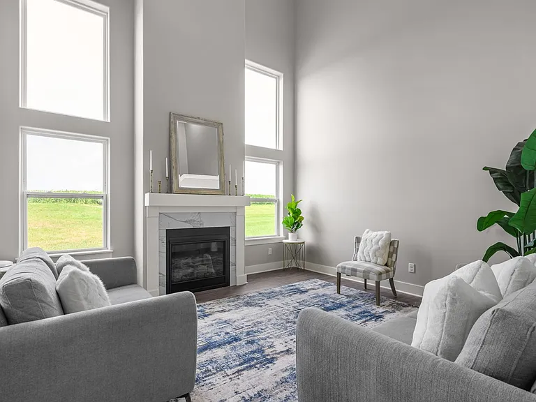 620 Clayton Cir — Photo 4