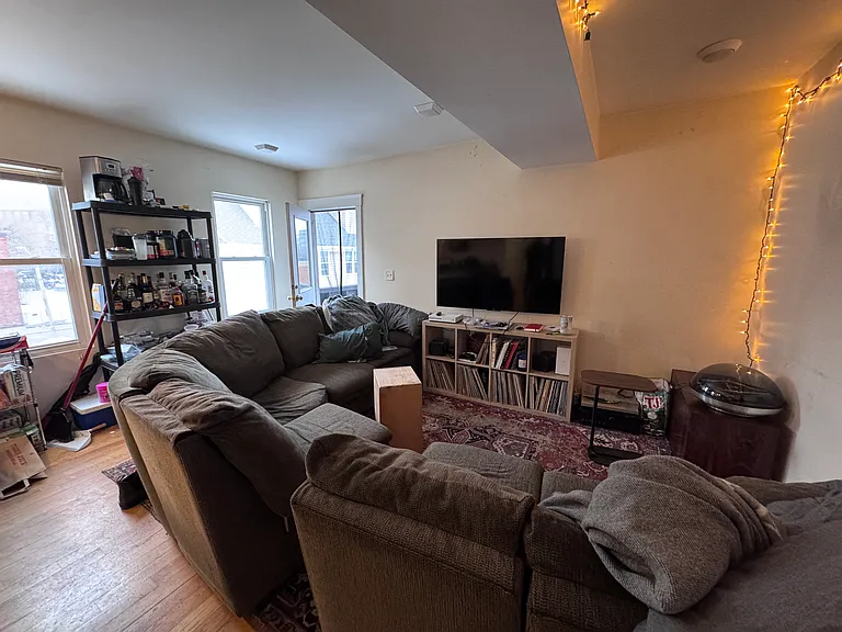21 Weitz St #2 — Photo 12