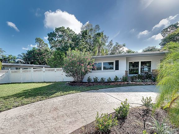 2nd image of 5241 Carmilfra Dr