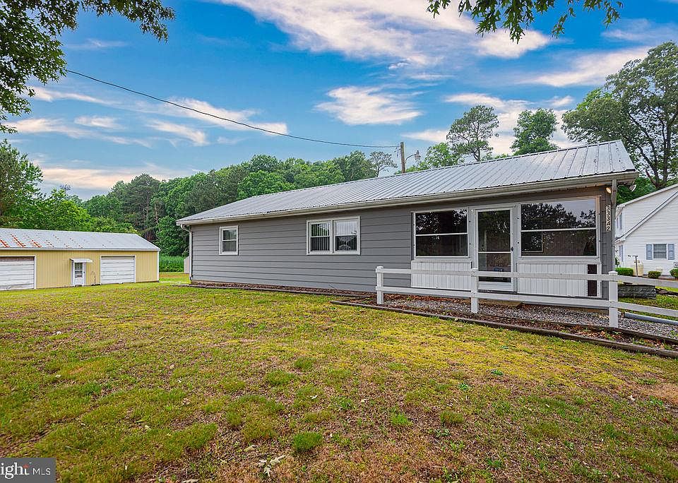1st image of 33342 Sharkeys Ln