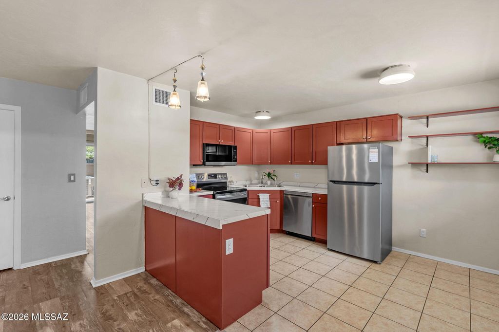 2841 N Columbus Blvd, Tucson, AZ - View 5