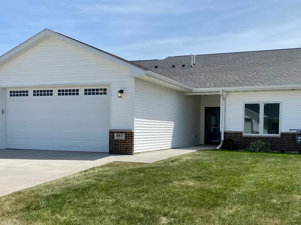 485 Autumn Ln #1, Cedar Falls, IA 50613