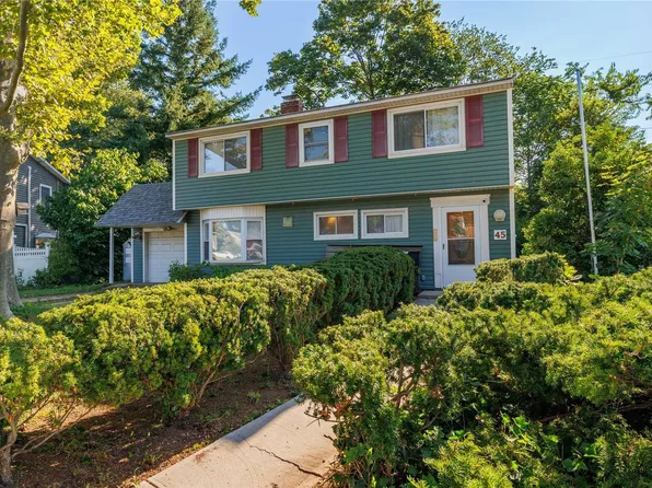 45 Bridle Lane, Hicksville, NY 11801