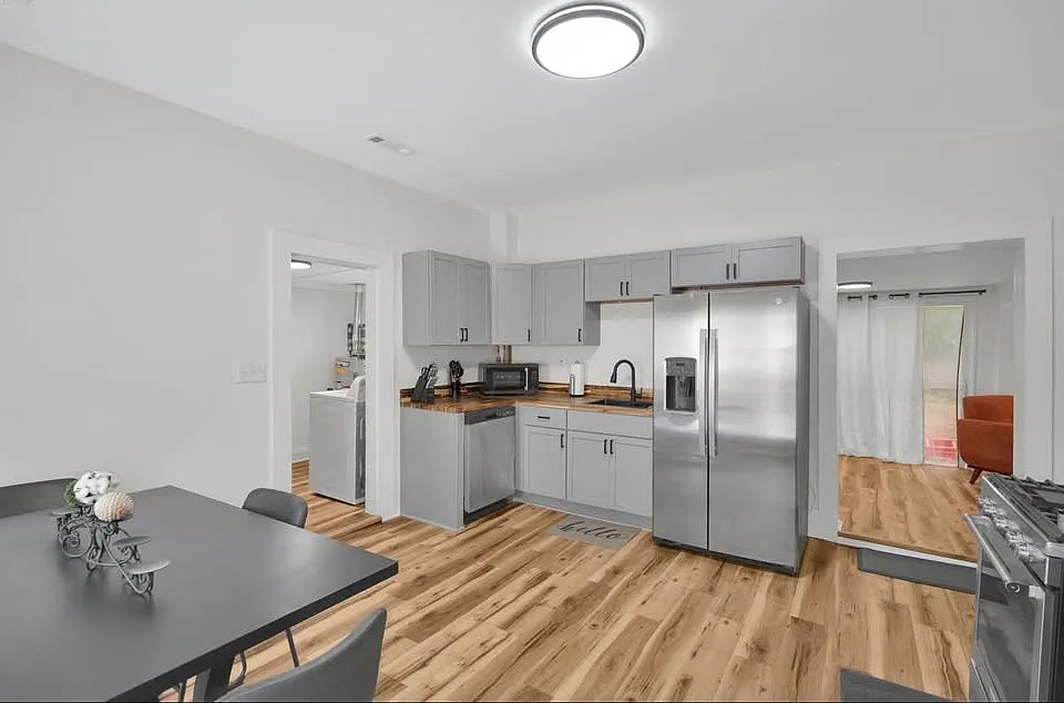 1 bed, 2748 sqft, $850 — Photo 3