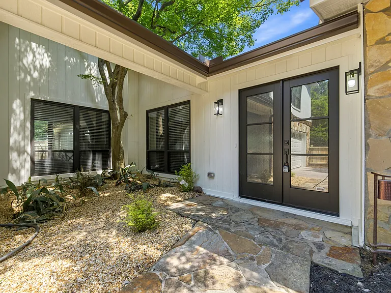 1845 Branch Valley Dr — Photo 36