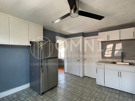 3rd image of 11418 Sobieski St #B