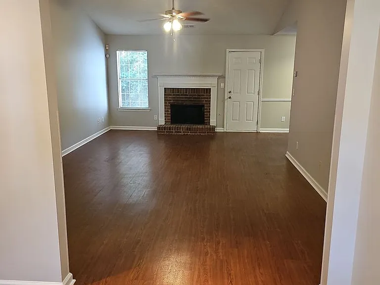 12205 Cypress Way — Photo 10