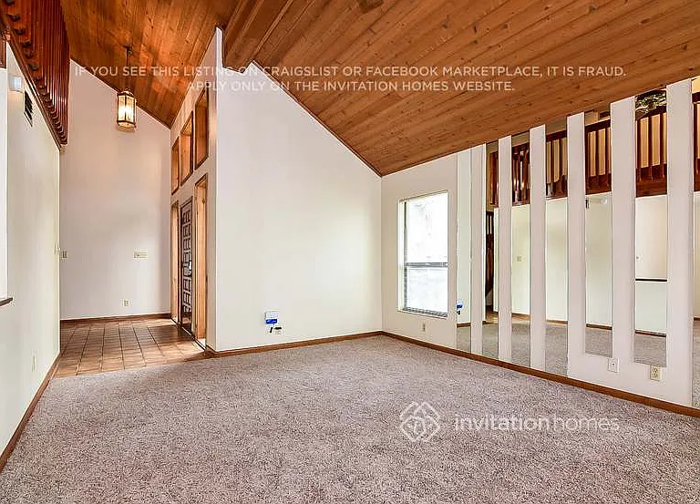 10207 N Hyaleah Rd — Photo 3