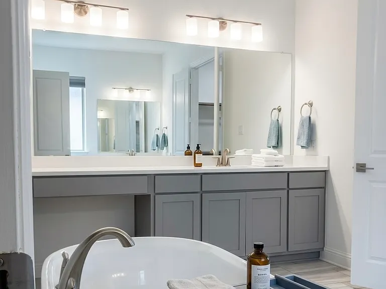 3091 Bates Dr — Photo 16