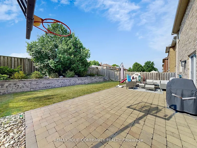 55 Penndutch Cir — Photo 35