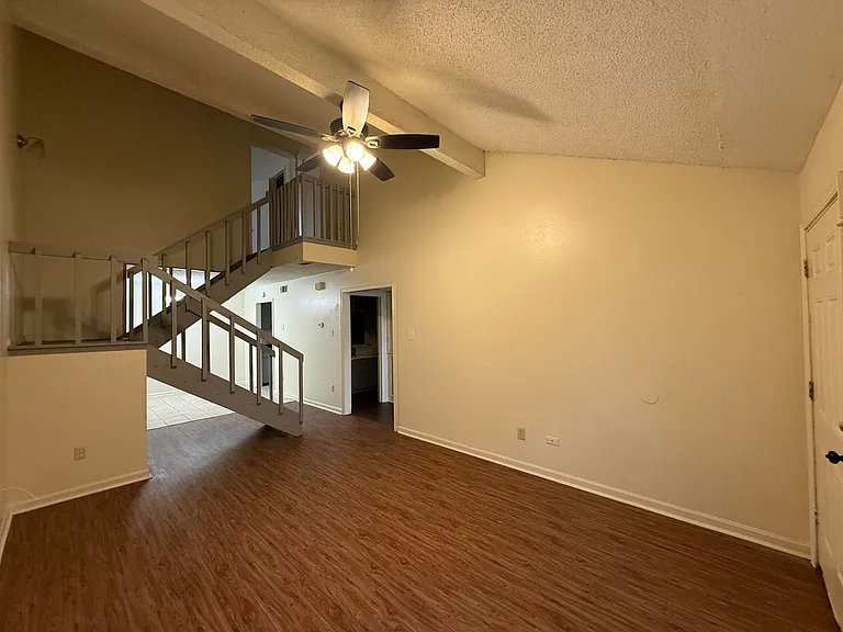8220A Governor Dr — Photo 13
