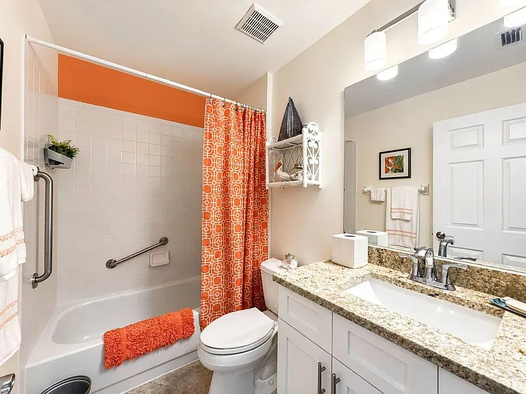 752 Wiggins Lake Dr #102 — Photo 6