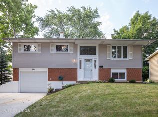 335 W Newport Rd, Hoffman Estates, IL 60169