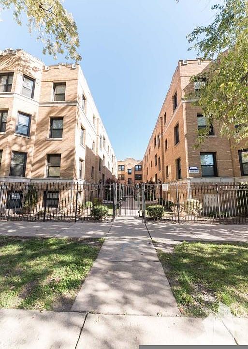 1st image of 2617 N Spaulding Ave #2617/3W