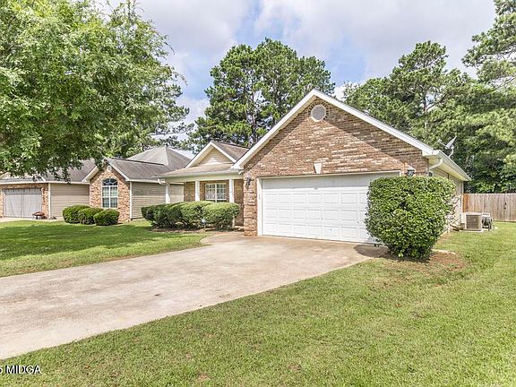 5th image of 130 Sunnymeade Dr