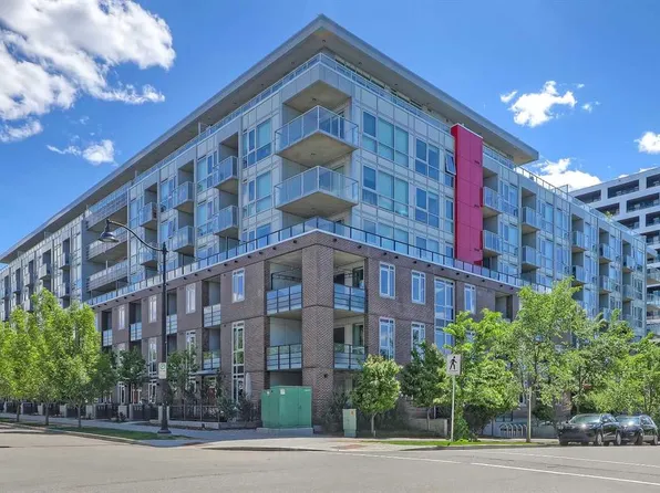 88 S 9th St NE #211, Calgary, AB T2E 4E1