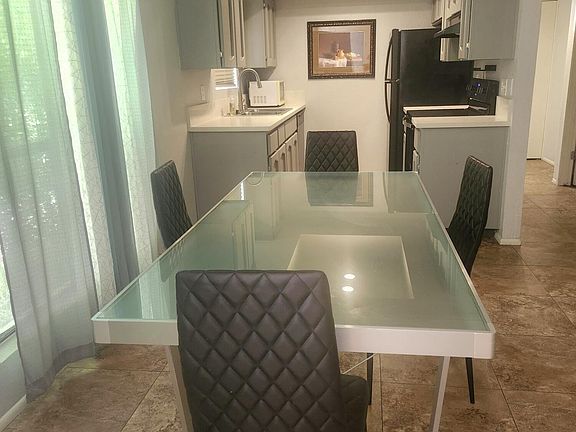 3rd image of 3119 W Cochise Dr Unit 131