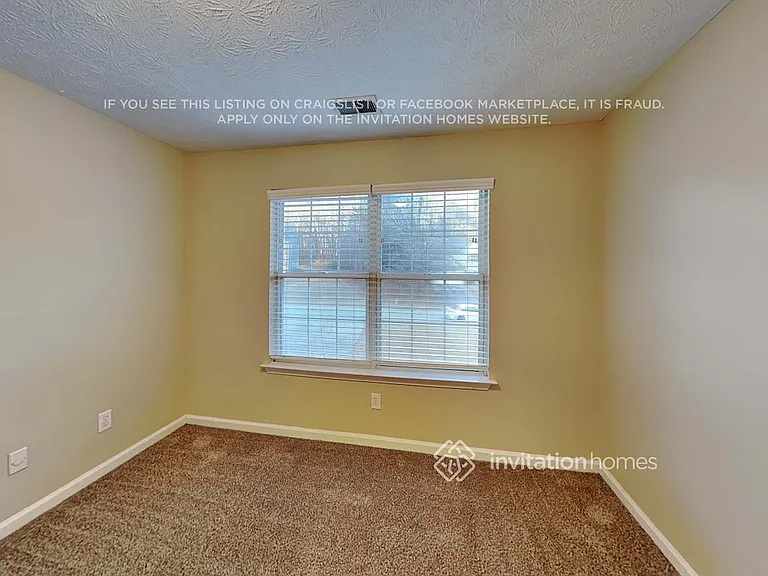 3262 Ashgrove Ln SW — Photo 16