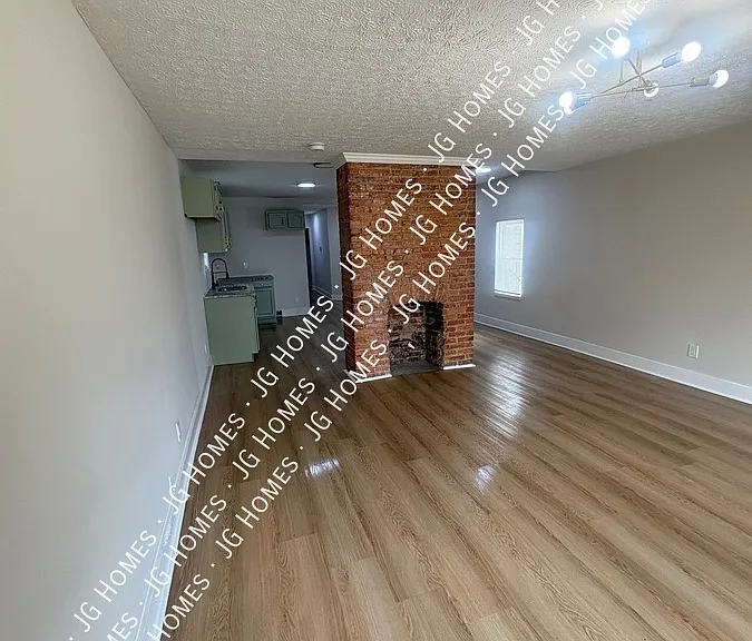 2725 Hale Ave — Photo 13
