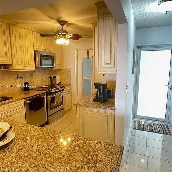 1630 N Ocean Blvd #1213 — Photo 11
