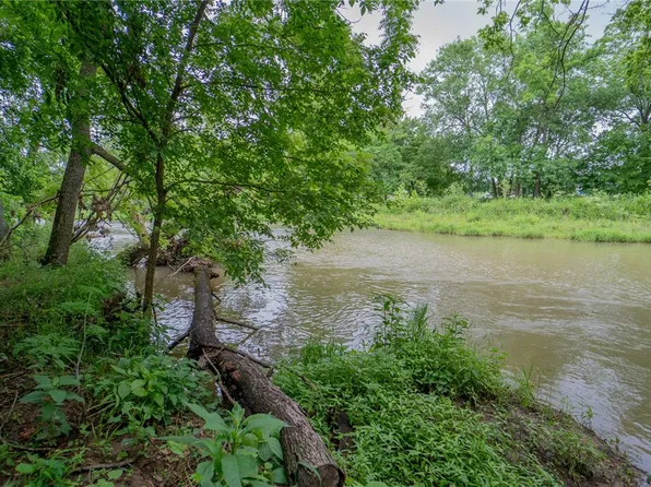 Lots 4 & 4a Beau Chalet Dr, Bentonville, AR 72713