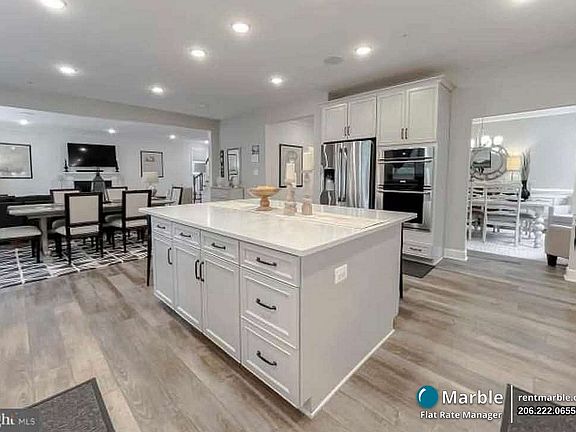 3rd image of 44168 Azalea Ct