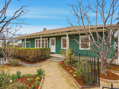 2025 Yorkshire Way, Mountain View, CA, 94040