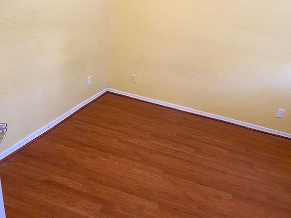 2nd image of 11440 Laurel Brook Ct