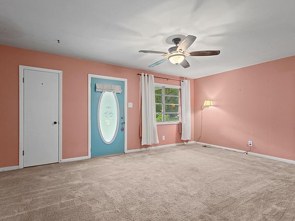 3rd image of 1440 Avenue E