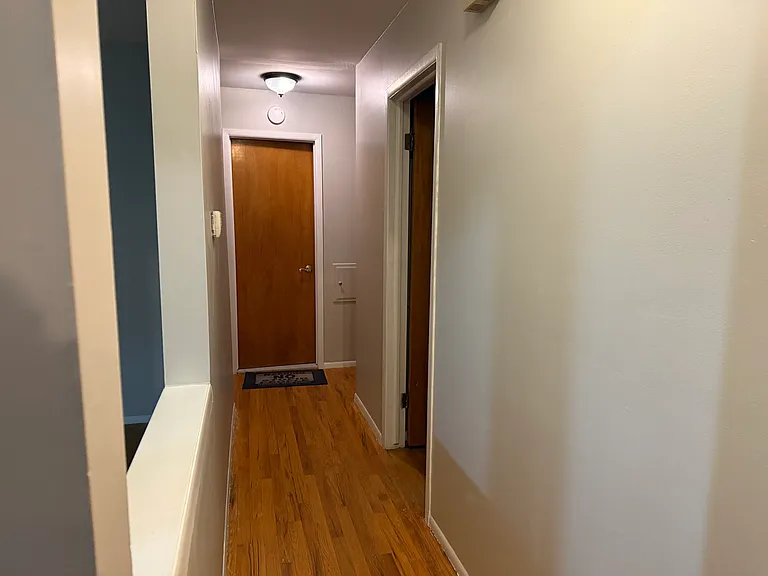 4651 Kingsley Dr — Photo 15