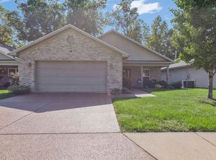 3321 Fawn Hill Dr, Evansville, IN