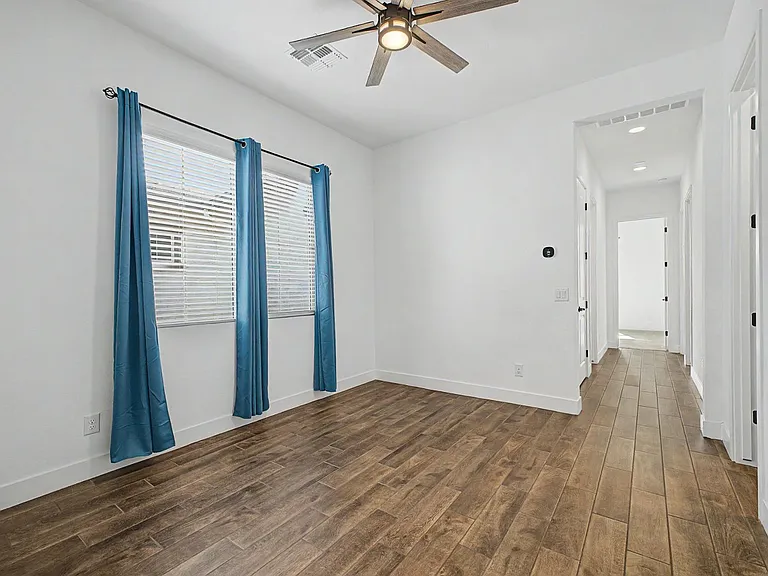 13103 N 174th Dr — Photo 25