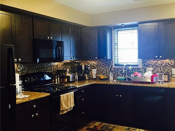 3rd image of 33 Dale Ave APT H