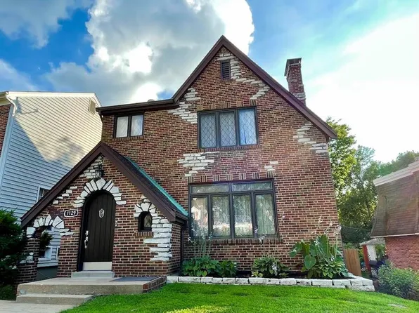 1129 Terrace Dr, Saint Louis, MO 63117