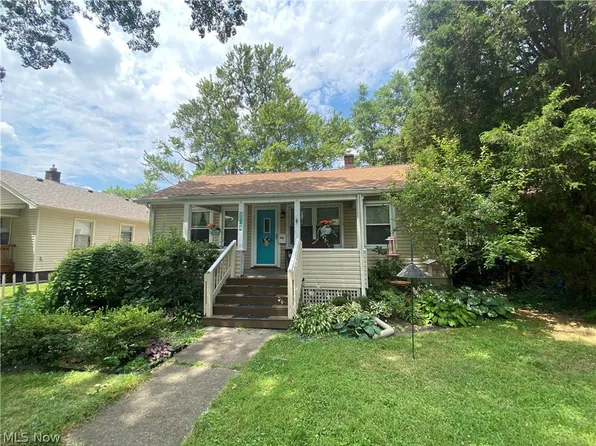 814 Lafayette Ave, Niles, OH 44446